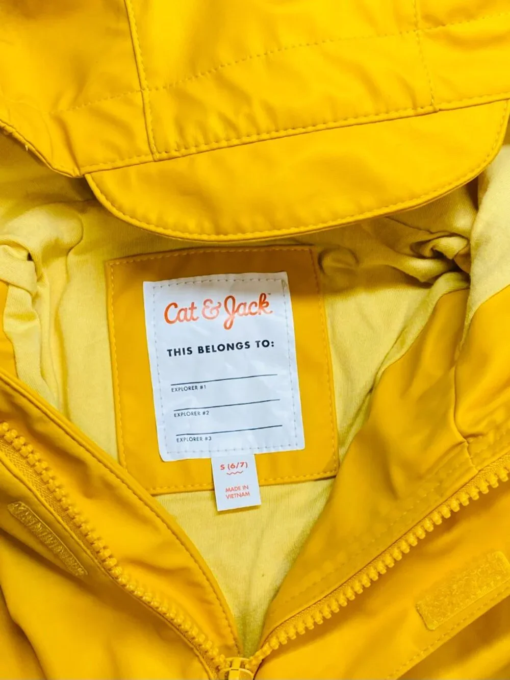 Yellow Raincoat Kids Sz S (6-7) Cat & Jack - EUC